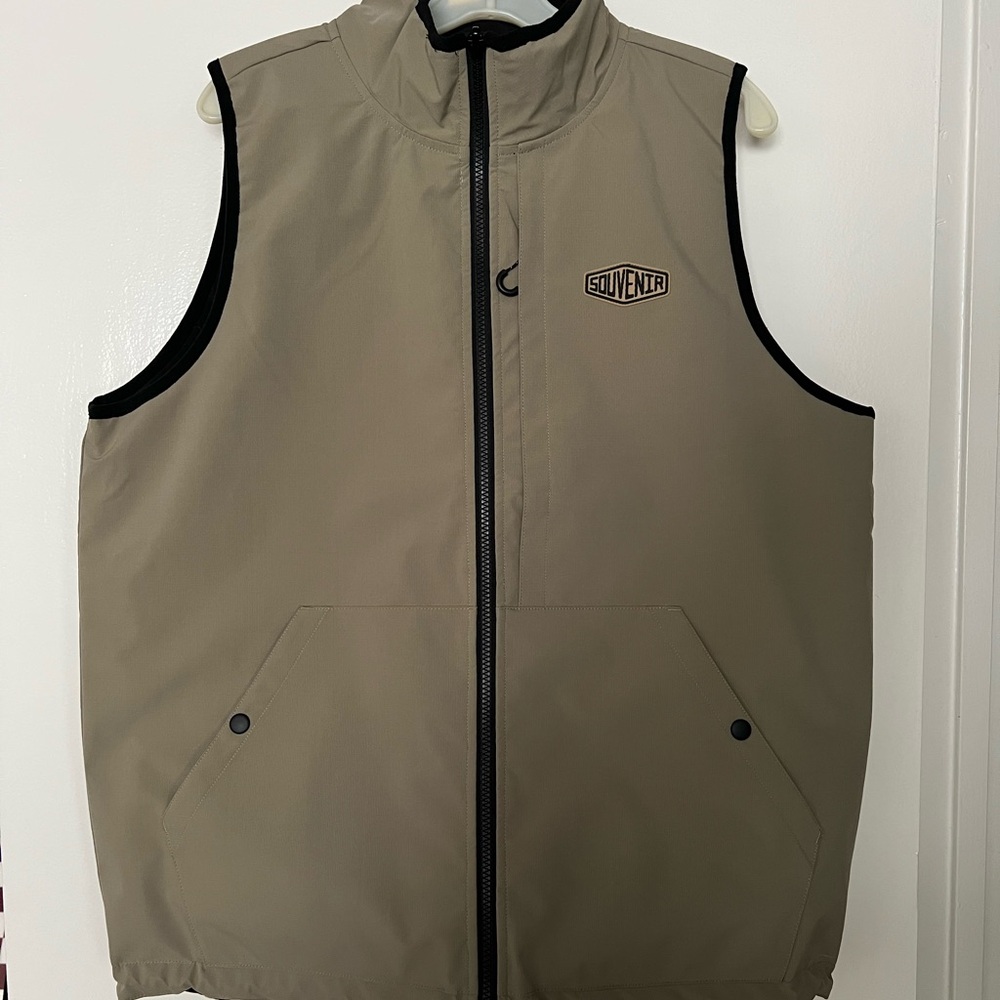 Souvenir Reversible Puffer Vest